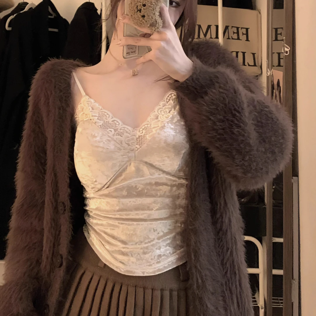 蕾丝花边拼接金丝绒吊带背心女春秋内搭带胸垫设计感褶皱美背内衣