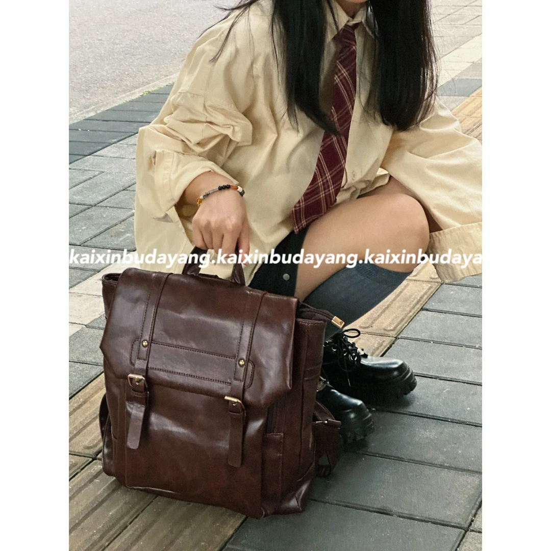【开心不打烊】逃学威龙 复古学院风双肩包休闲大容量剑桥包书包