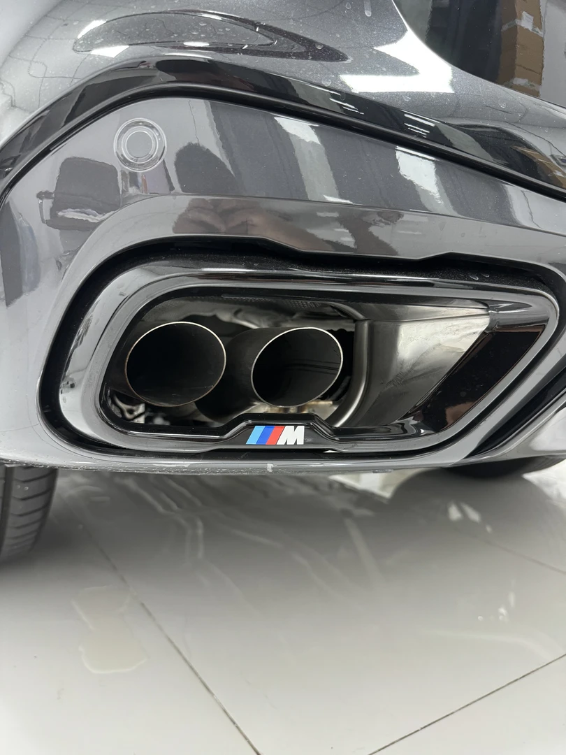 适用于BMW宝马5系3系X3X5X5LX6X7装饰框亮黑色排气尾部装饰覆盖件