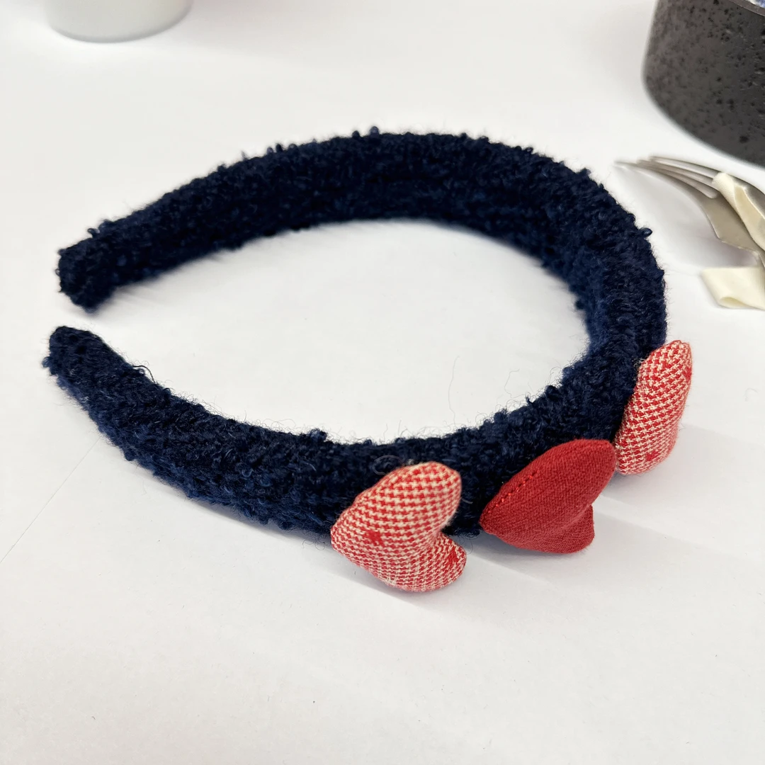 Mi33 韩版饰品 格子爱心毛绒绒发箍 F09062090