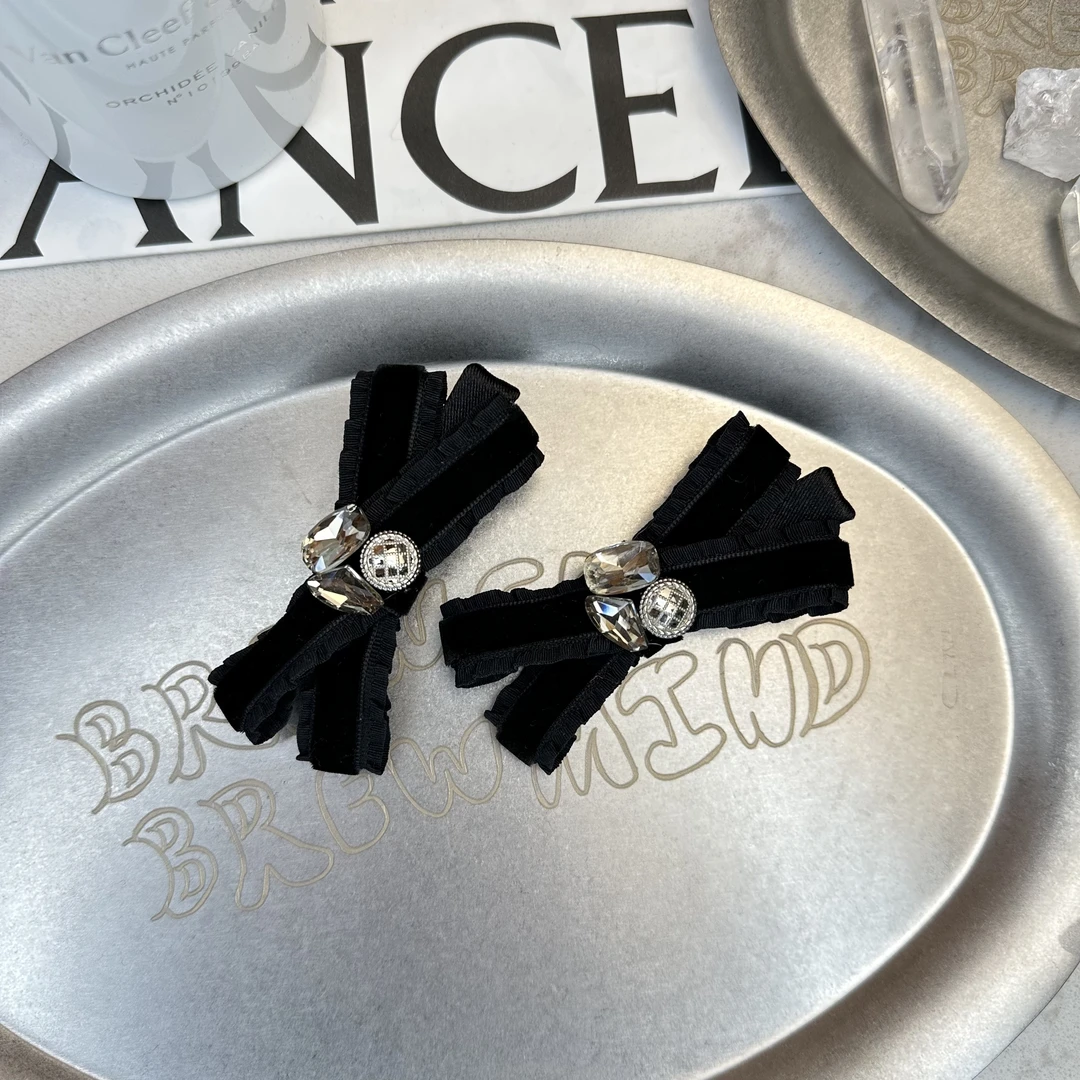 Mi33 韩版饰品 黑色丝绒蝴蝶结鸭嘴夹 单只 J16064090