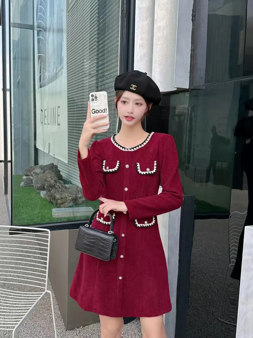 丹妮丝新款女装修身减龄洋气连衣裙