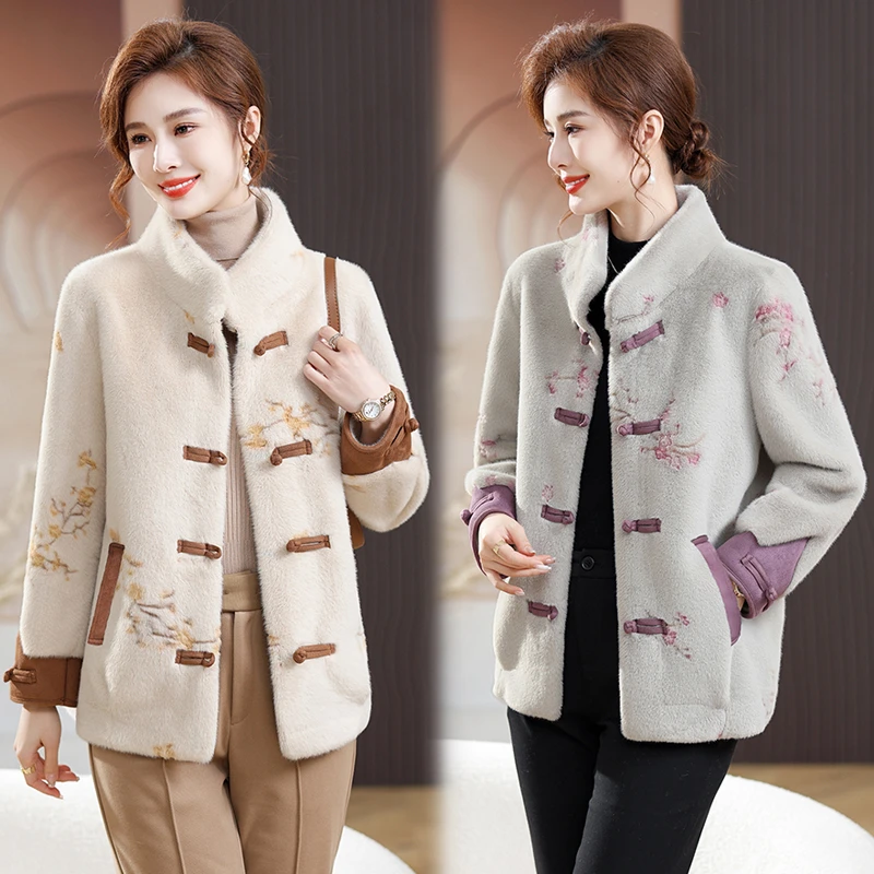 2024妈妈冬装新款皮毛一体大衣高档气质大衣外套中老年女装aa2735