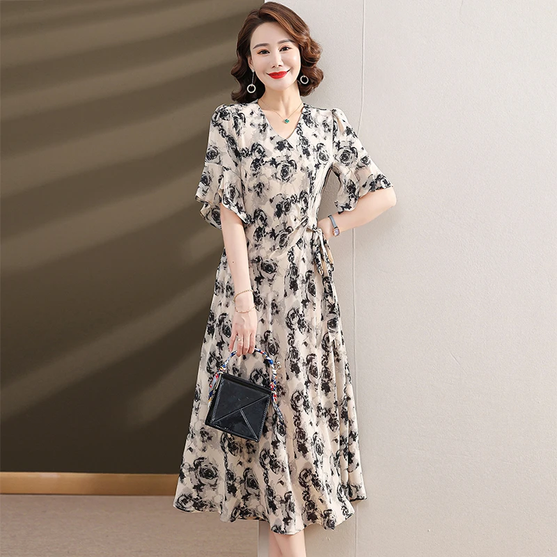 L-4XL 妈妈夏装连衣裙2024新款中年50岁女裙时尚洋气高贵 aa1537