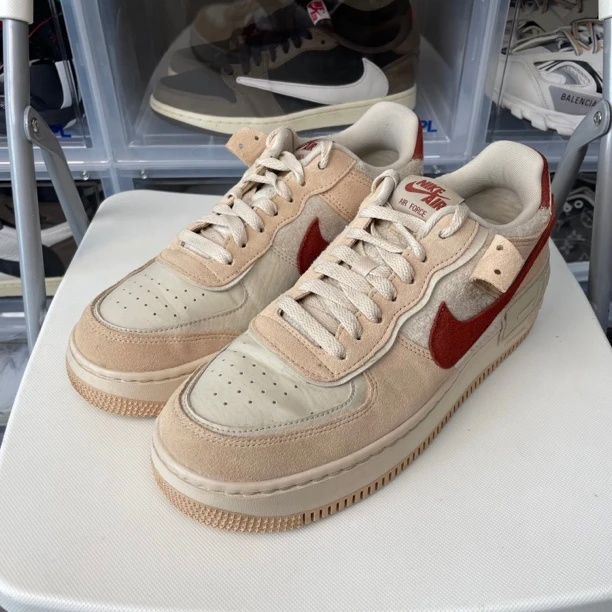 95新 42码 原盒 AF1 灰粉色 复古篮球鞋 公价789