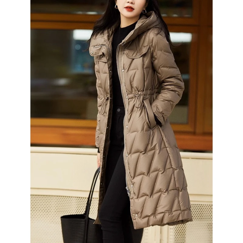 2025年新款冬季百搭白鸭绒宽松长款过膝连帽收腰显瘦保暖羽绒服女