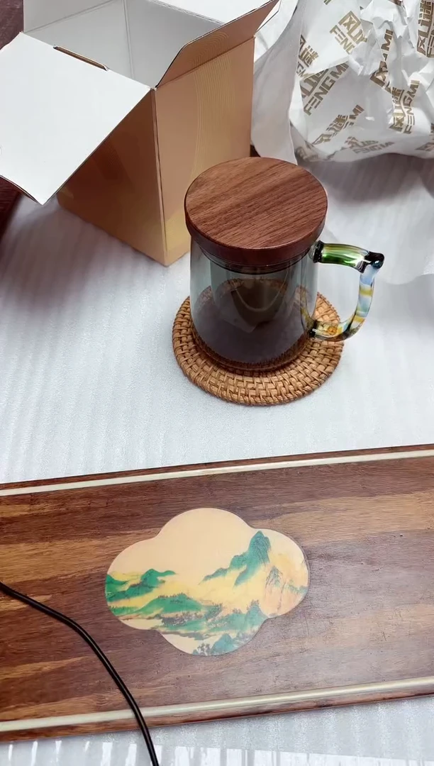 【闪购商品】其他风谜木兰杯烟灰色新款+藤编