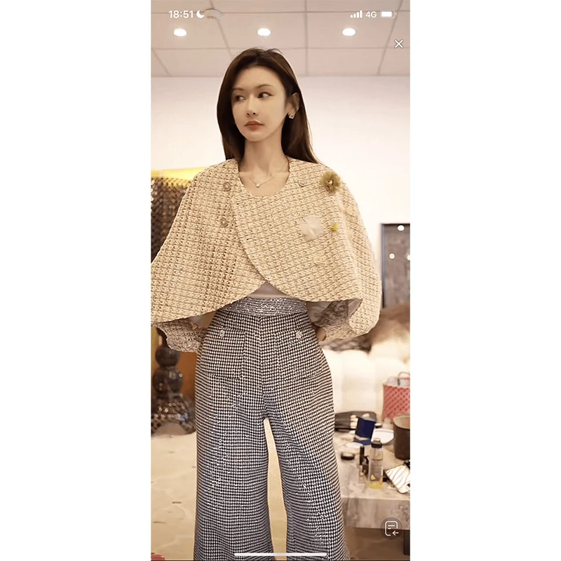 【10/6上新】你的呵呵 莉莉小姐的舞会 斗篷式羊毛编织珠片香风外套