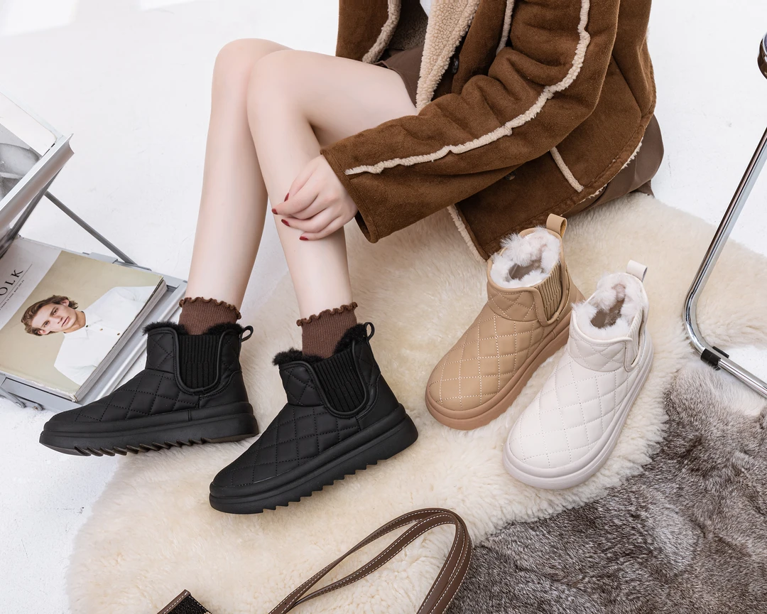【3356】冬季女款防滑保暖加绒短筒雪地靴防水时尚休闲百搭厚底棉鞋