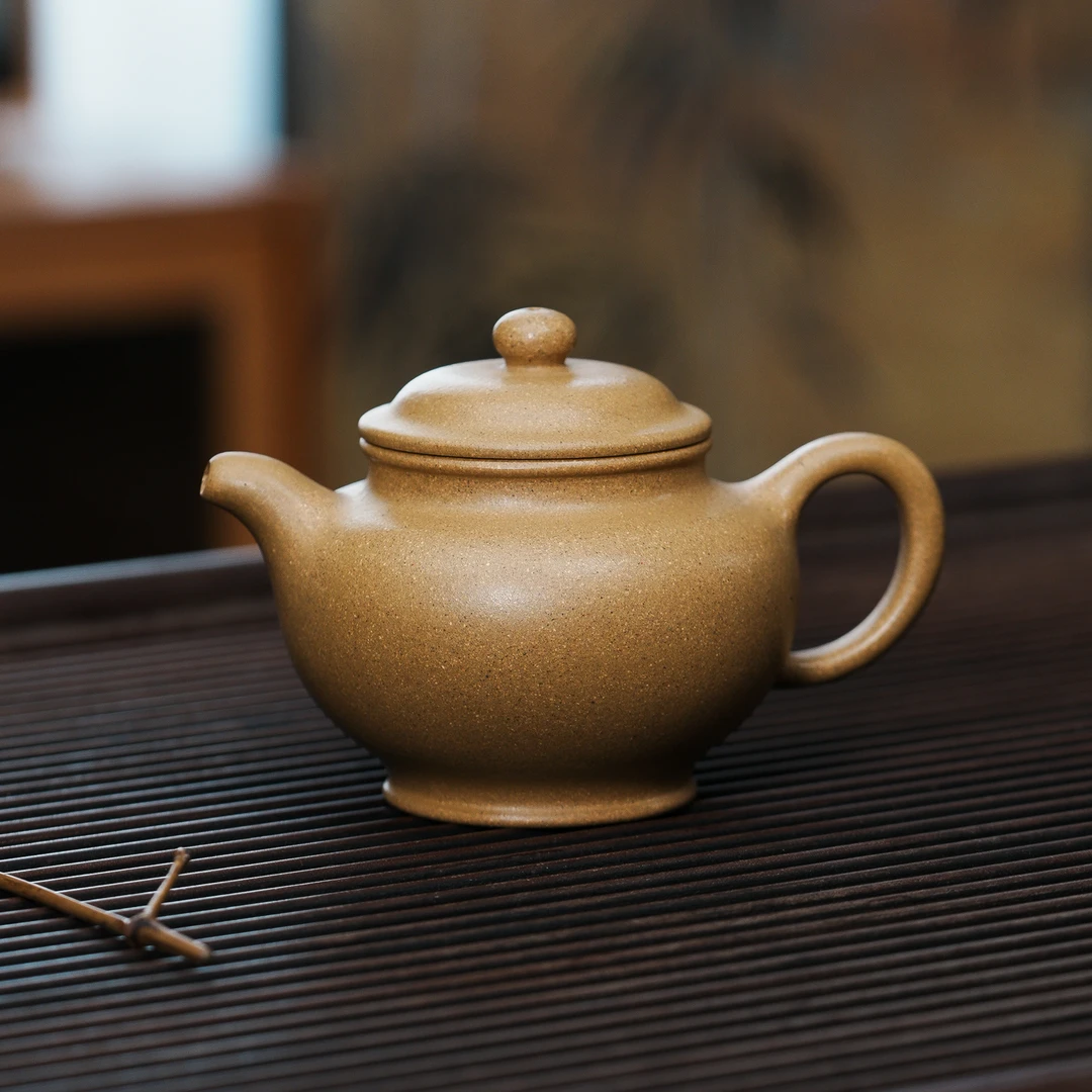 LCC 黄金段【掇只240CC】宜兴黄龙山手工紫砂壶