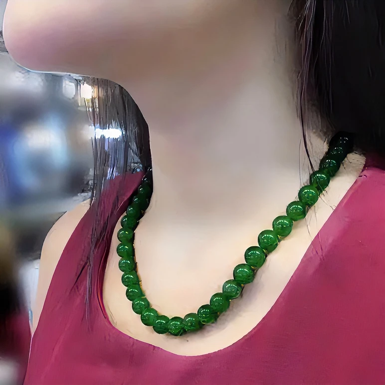 纯天然新疆和田玉碧玉色微戴黑点女士珠链女款妈妈链圆珠项链颈链