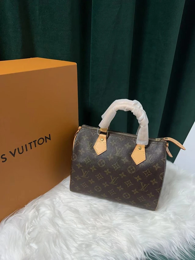95新 LouisVuitton/路易威登 经典speedy30手提包植鞣革换中古