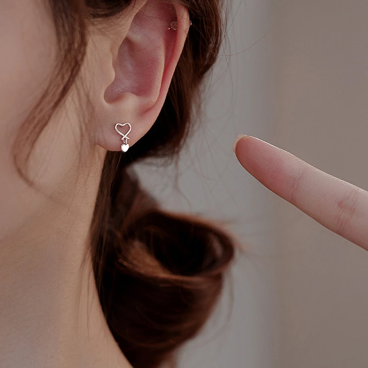 925银耳饰 纯银爱心耳钉2024新款可爱甜美耳环百搭小耳坠气质耳饰