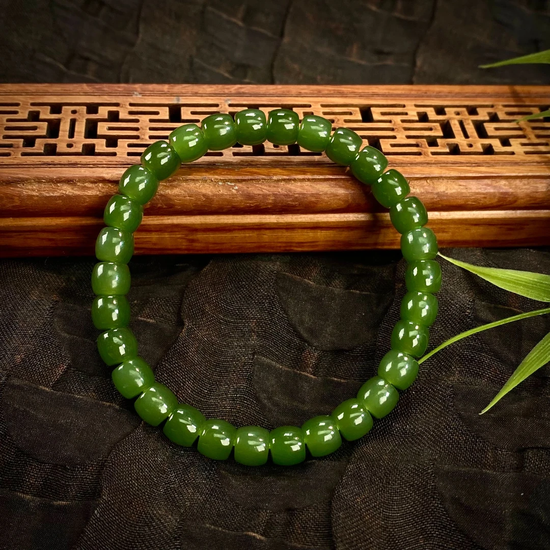 【芳華珠宝】·和田玉· 老料菠菜绿6*7MM极限弧玉手串素圈百搭