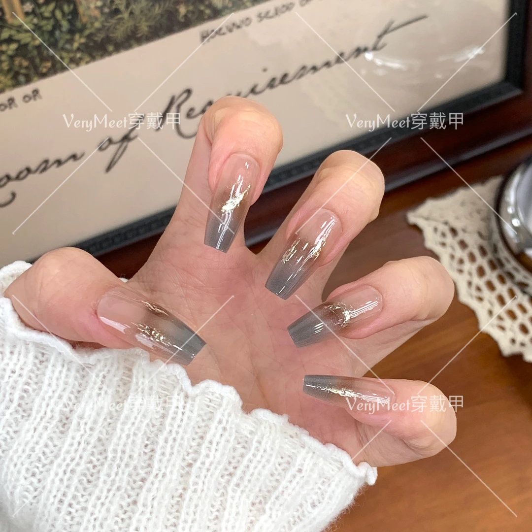VeryMeet穿戴甲秋冬新款中长t鎏金晕染新中式简约大气款美甲贴048