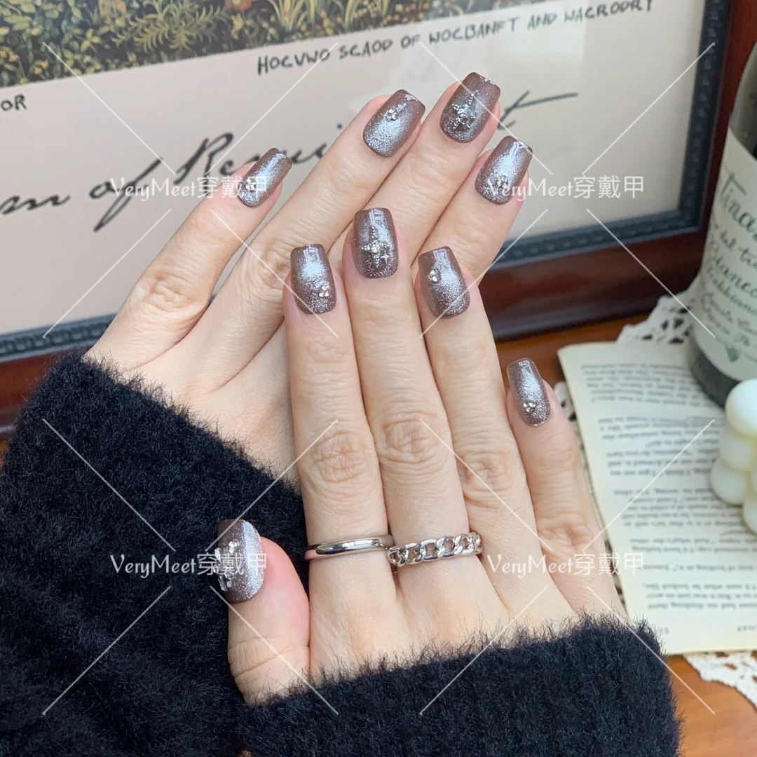 VeryMeet纯手工穿戴甲甜酷辣妹y2k司芒星猫眼短甲闪闪美甲贴014