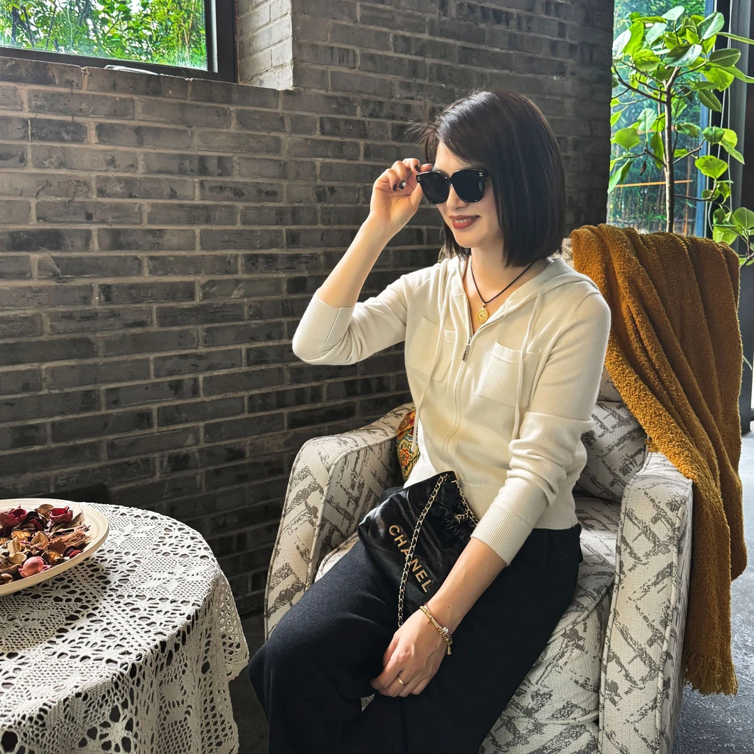 YOYOCROWN  精纺绵羊毛秋冬连帽长袖打底帽衫时尚毛衣