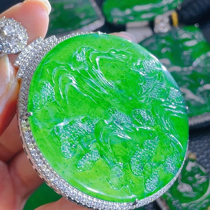 翡翠颈饰未镶嵌07，