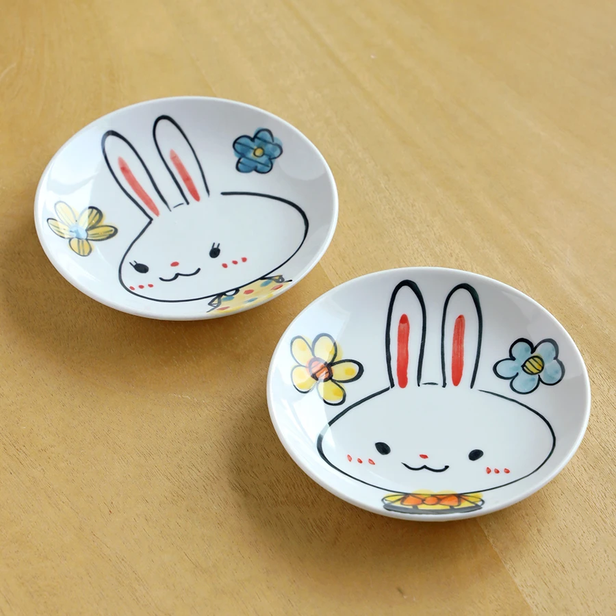 日本进口有田烧手绘可爱小兔子碟子蛋糕盘蘸料甜品碟婚礼盒A161