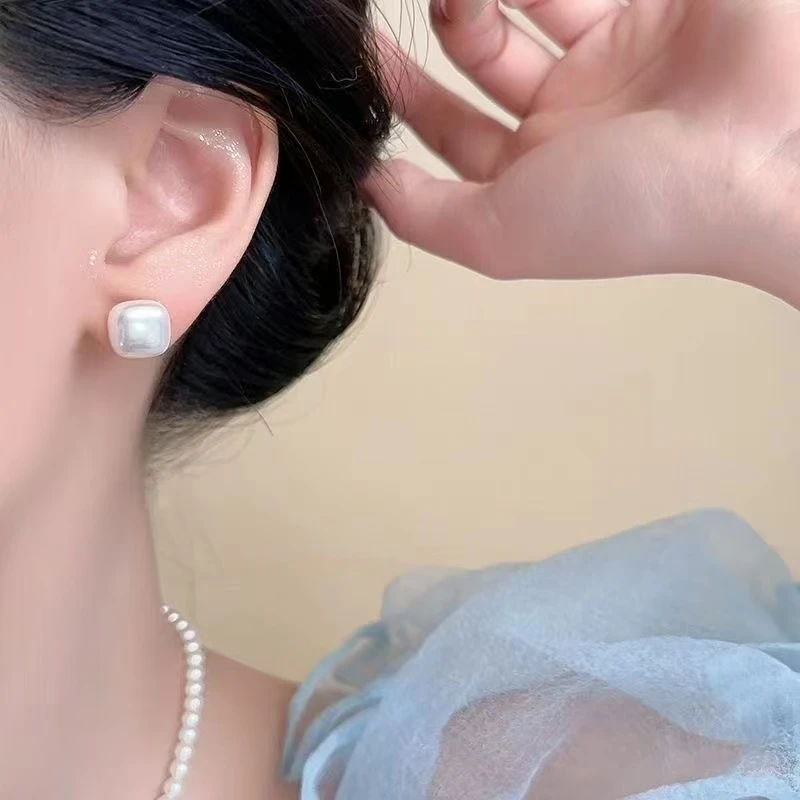 铜合金仿珍珠耳饰 方形仿珍珠耳钉简约百搭洋气耳饰