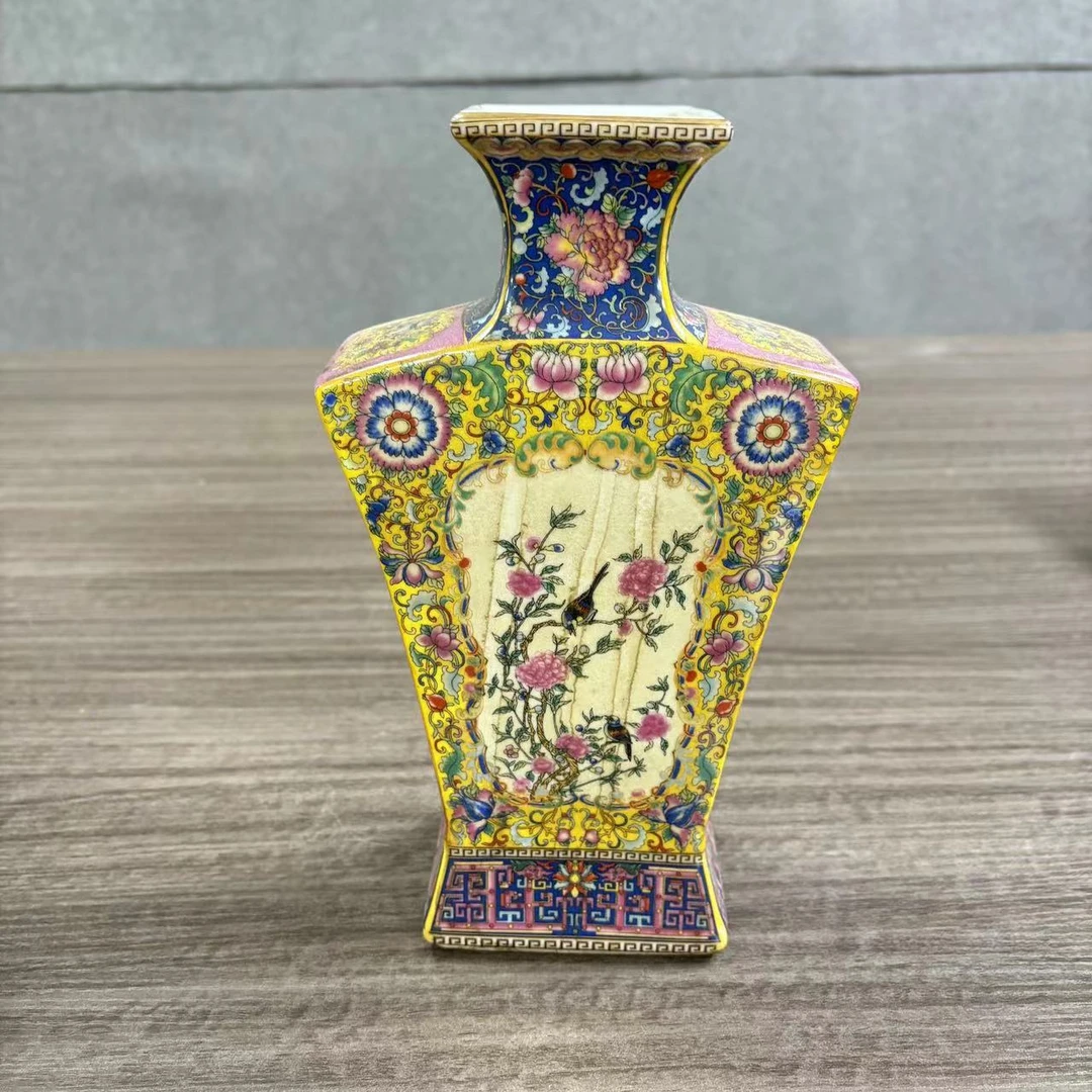 【黄粉扁瓶花鸟珐琅彩瓷器一个】宝灪旧物 精品精选珐琅彩瓷器