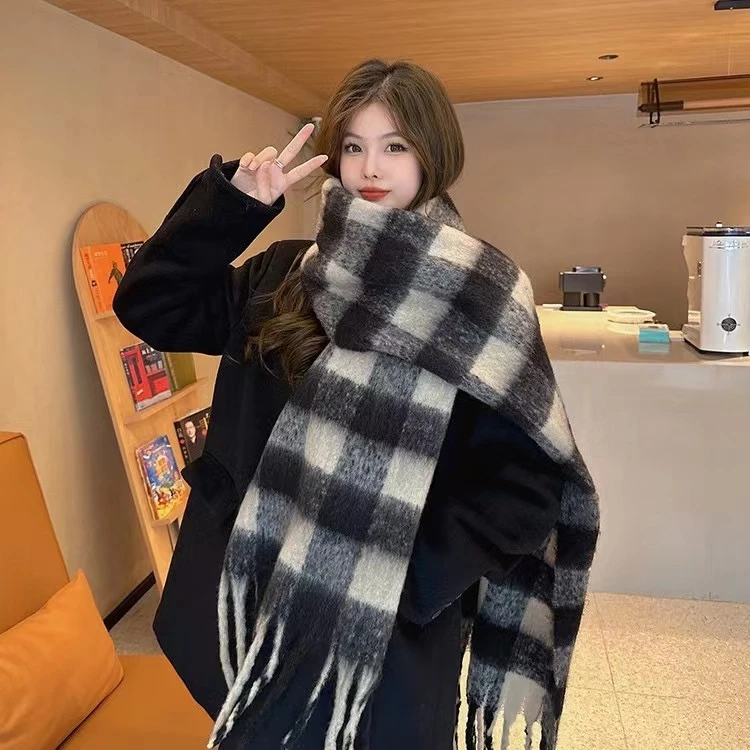 {氛围感}时尚洋气保暖围巾双面格子明星同款围巾