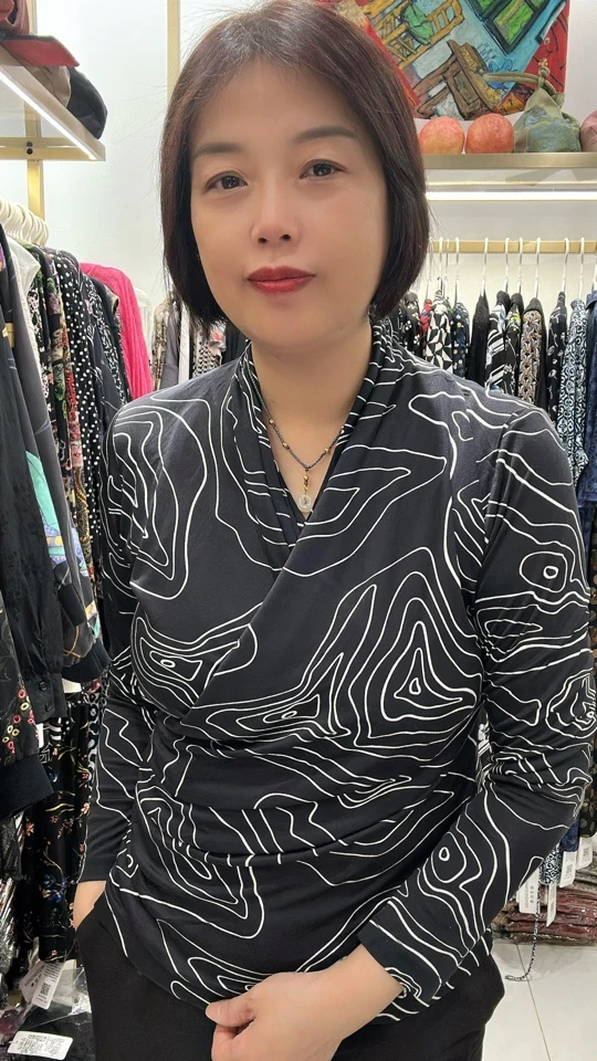 润泽丝绸 桑蚕丝交叉领长袖-3418