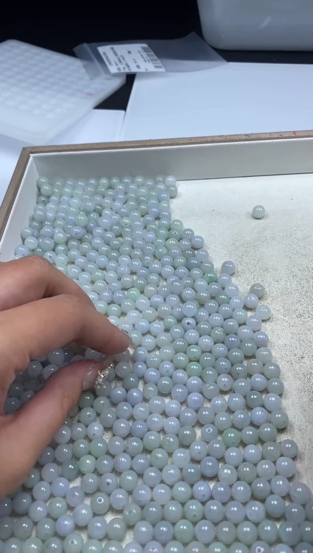 【闪购商品】翡翠颈饰未镶嵌0818圆珠3.5￥6mm*28