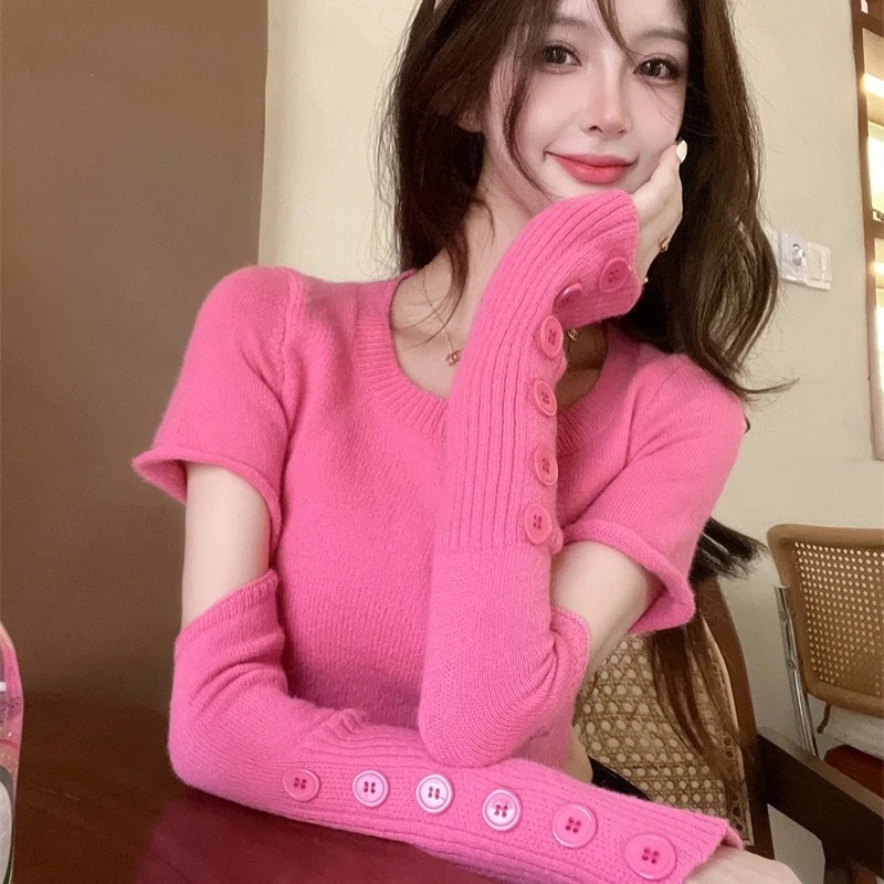 早秋甜辣妹小众设计款显瘦上衣女短款氛围感拼接袖套纯色针织T恤