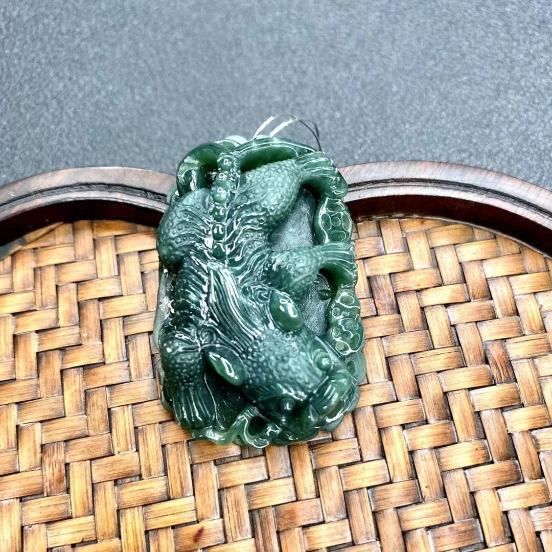 天然A货翡翠招财貔貅绿色雕刻精雕精美