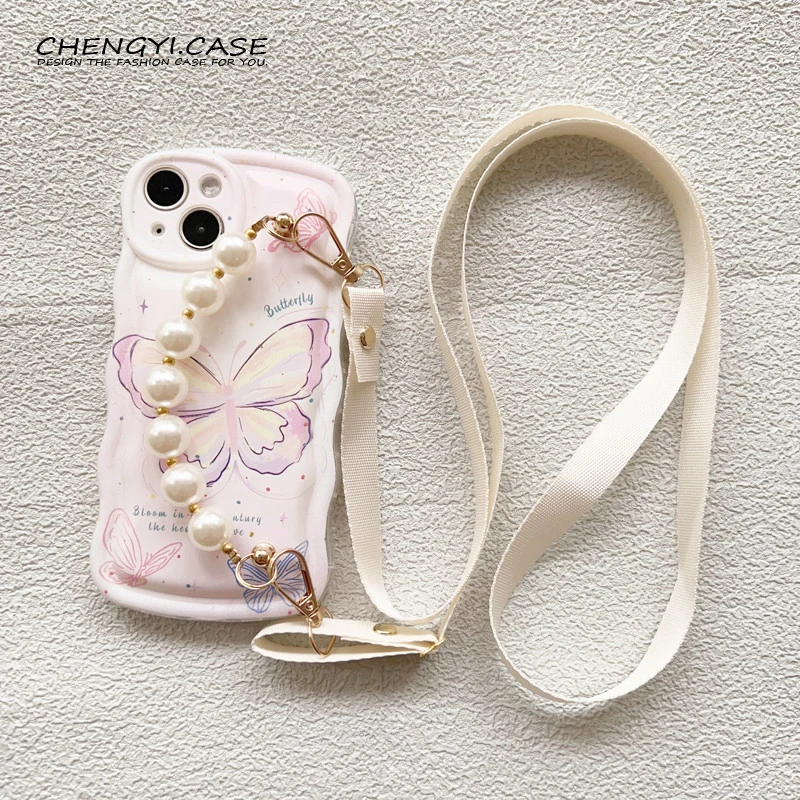 小清新粉色蝴蝶链适用iphone13苹果14手机壳15女11斜挎绳12promax