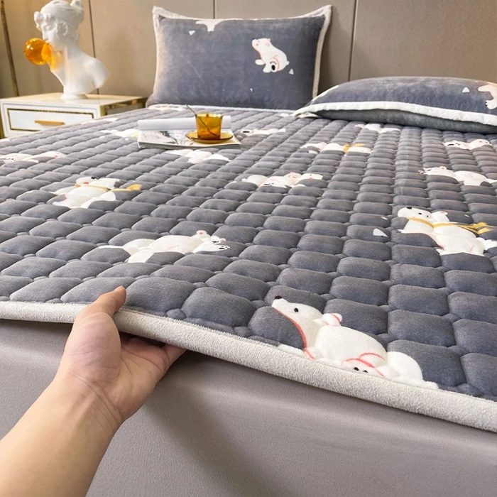 牛奶绒床垫软垫家用冬季加厚褥子宿舍学生单人保暖毛毯床褥垫