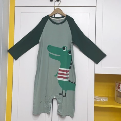 6417男童长袖纯棉家居服睡裙防踢护肚睡衣
