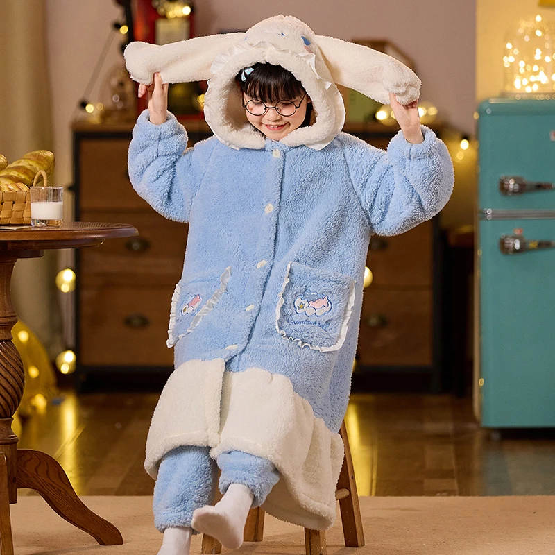 【玉桂狗】闺蜜冬季亲子睡衣女大童加厚北羔绒家居服浴袍6528