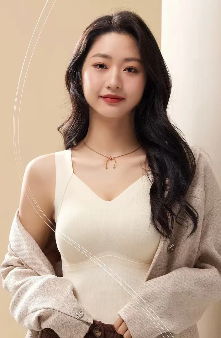 浮力哦2024新款保暖背心女带胸免穿文胸双层加厚保暖内衣女