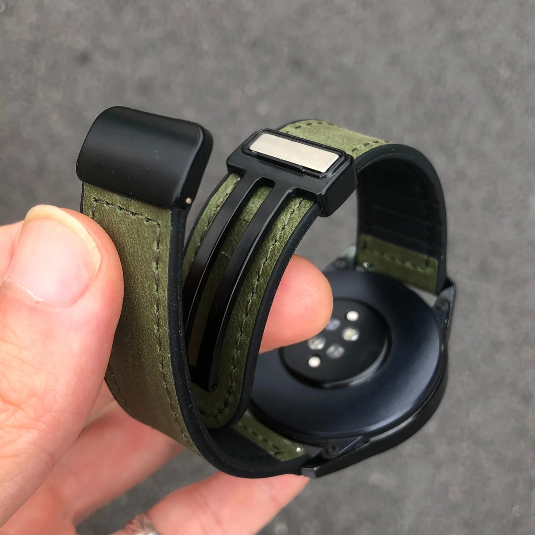 疯马纹适用华为手表gt2表带GT3pro真皮watch3磁吸扣22小米通用男