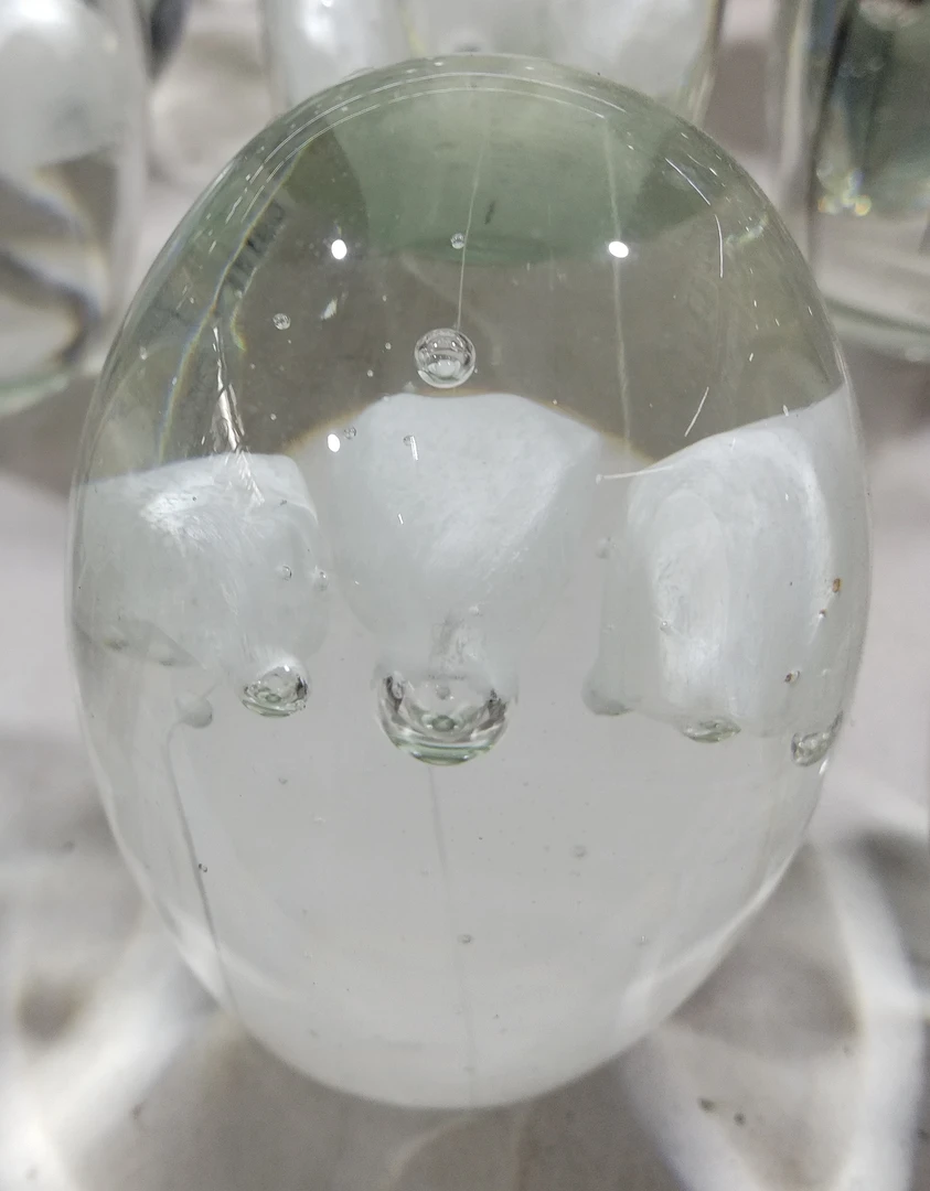 手工琉璃白色三头水母桌面摆件