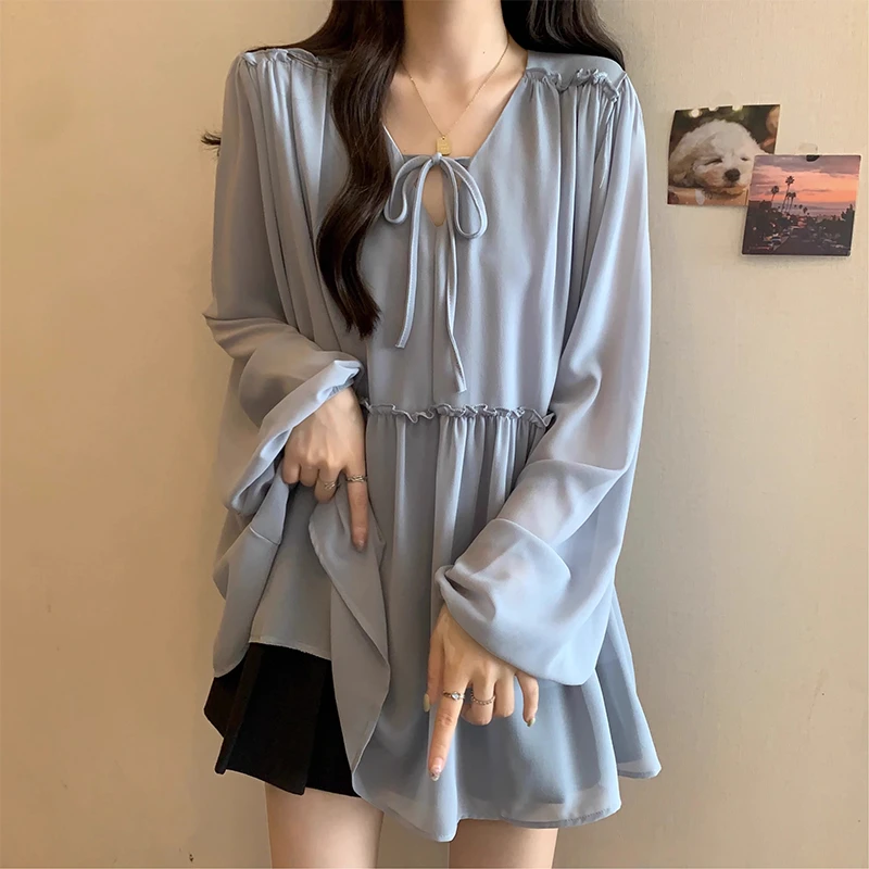 大码遮肚子设计感V领长袖雪纺衬衫女春秋胖mm收腰显瘦中长款上衣