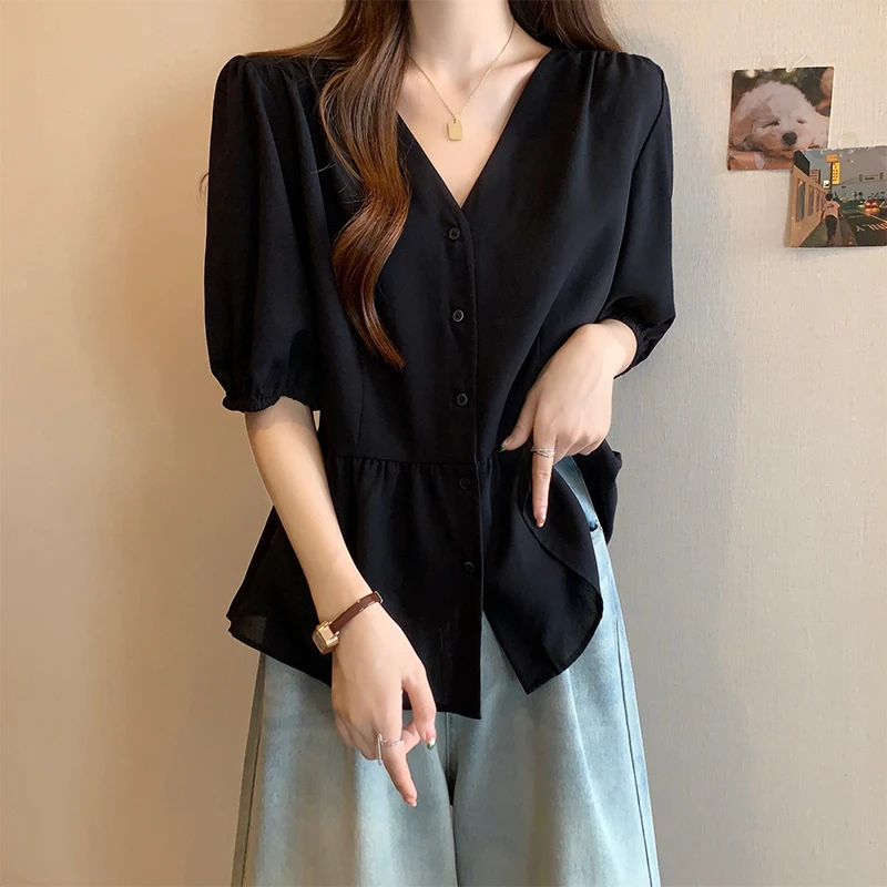 大码遮肚子泡泡袖V领短袖衬衫女夏季胖mm宽松显瘦雪纺衬衣打底衫