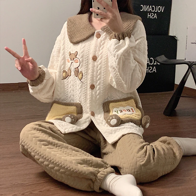 空气棉夹层睡衣女春秋季2024新款加厚卡通大码胖mm冬天家居服套装