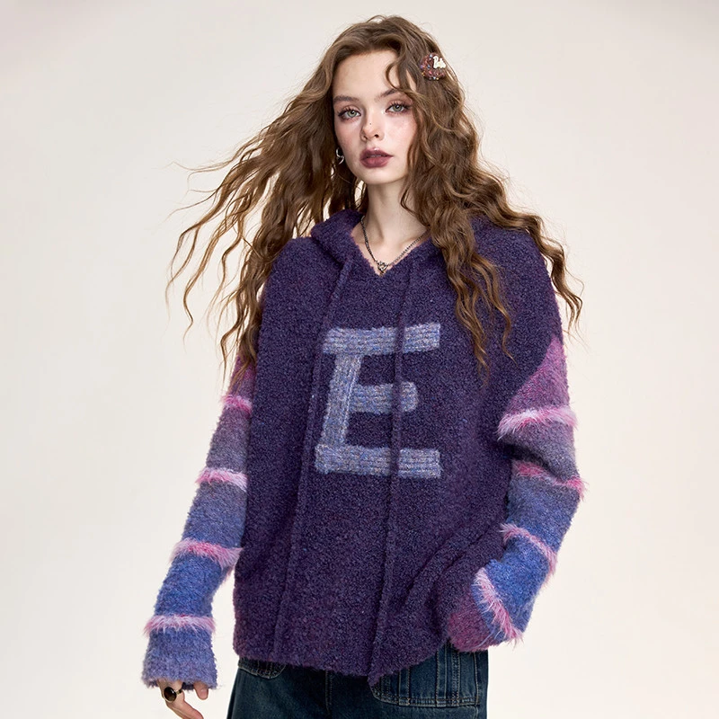 8062【金拐子专属】慵懒风字母连帽毛衣女24冬季新设计感软糯宽松