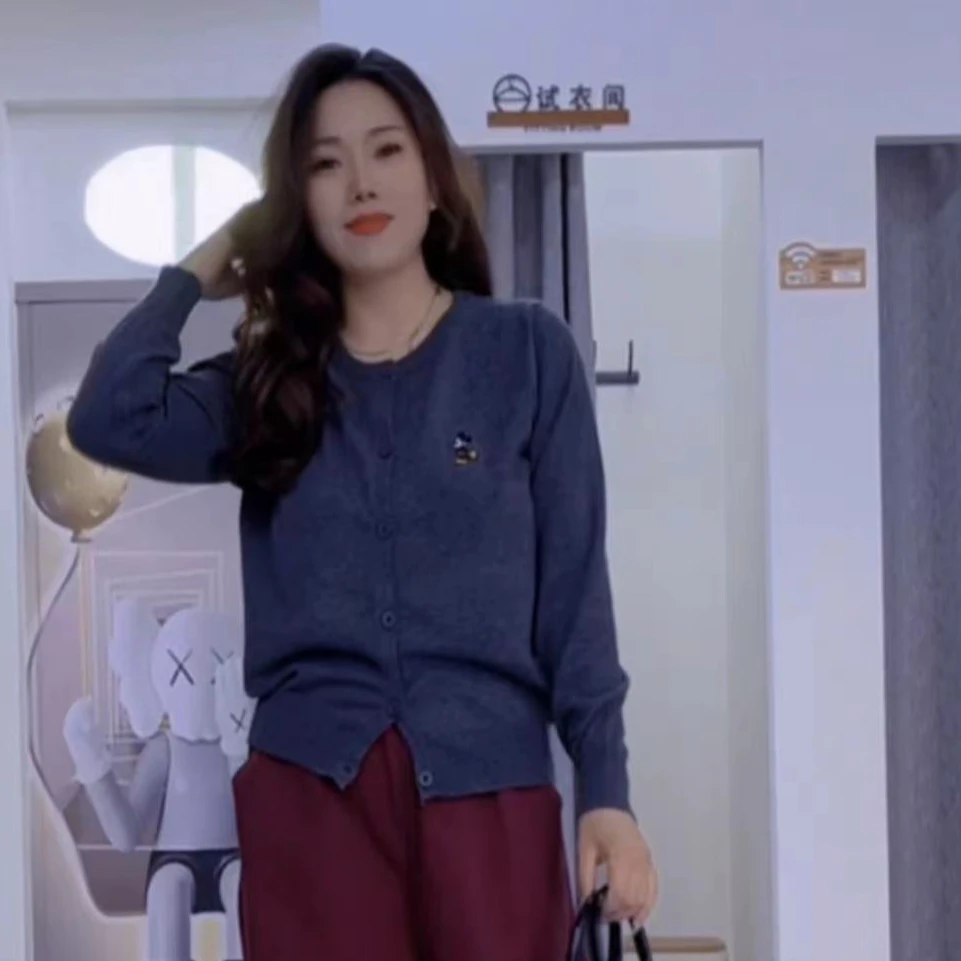 小景推荐 时尚刺绣小米奇针织开衫-2231