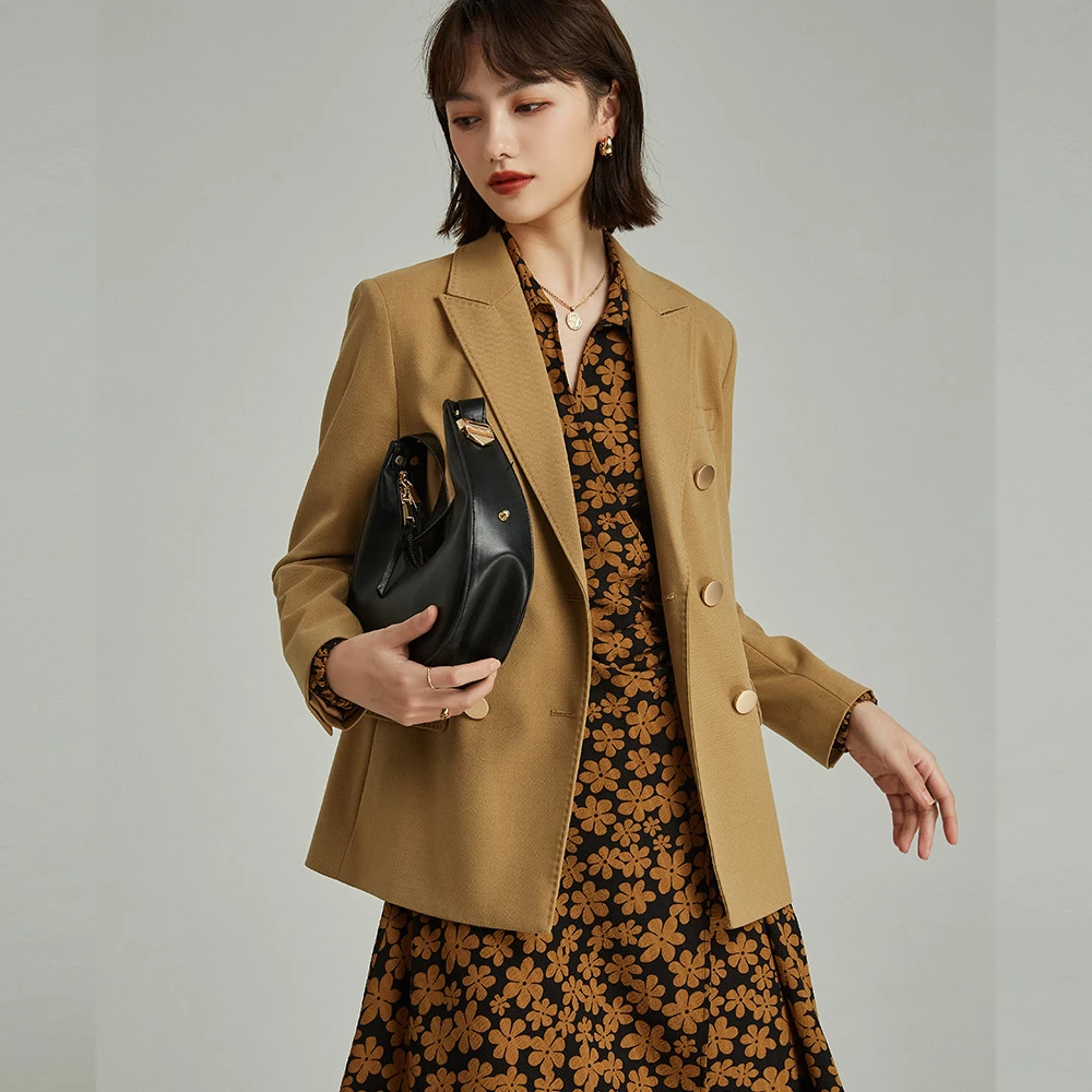 24秋高智淡人双排扣廓形设计师复古休闲通勤时尚西服外套女12912