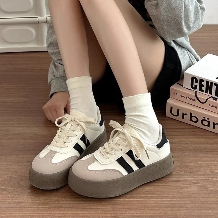 【德迅】新款百搭舒适厚底休闲鞋