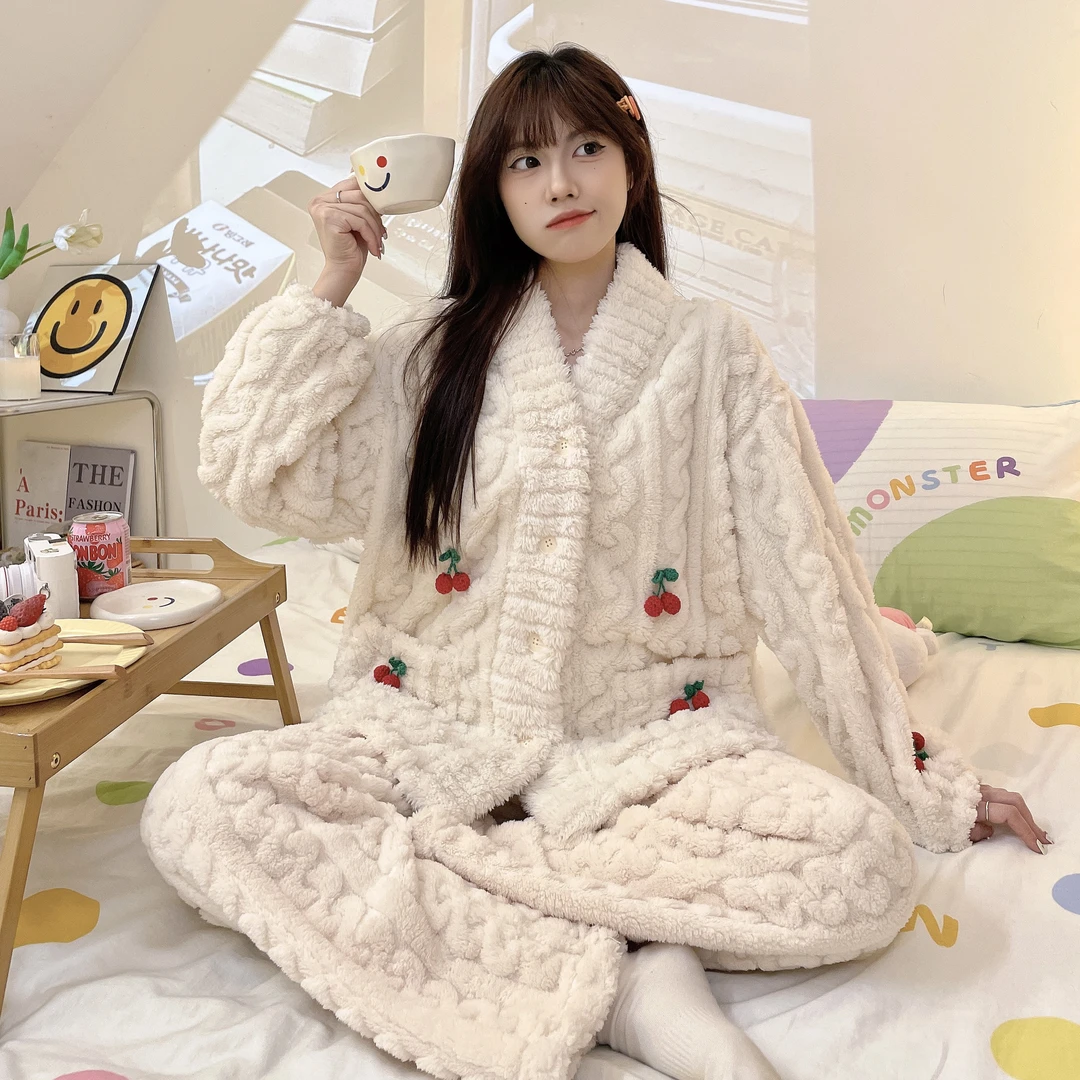 睡衣女2023年冬季新款加厚保暖法兰绒提花大码可外出家居服套装