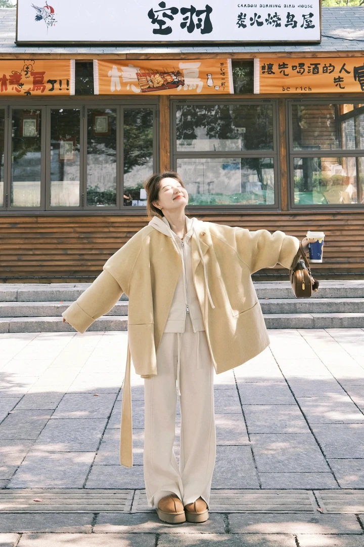 2024秋冬搭配一整套女韩系毛呢外套搭配连帽卫衣休闲裤三件套装女