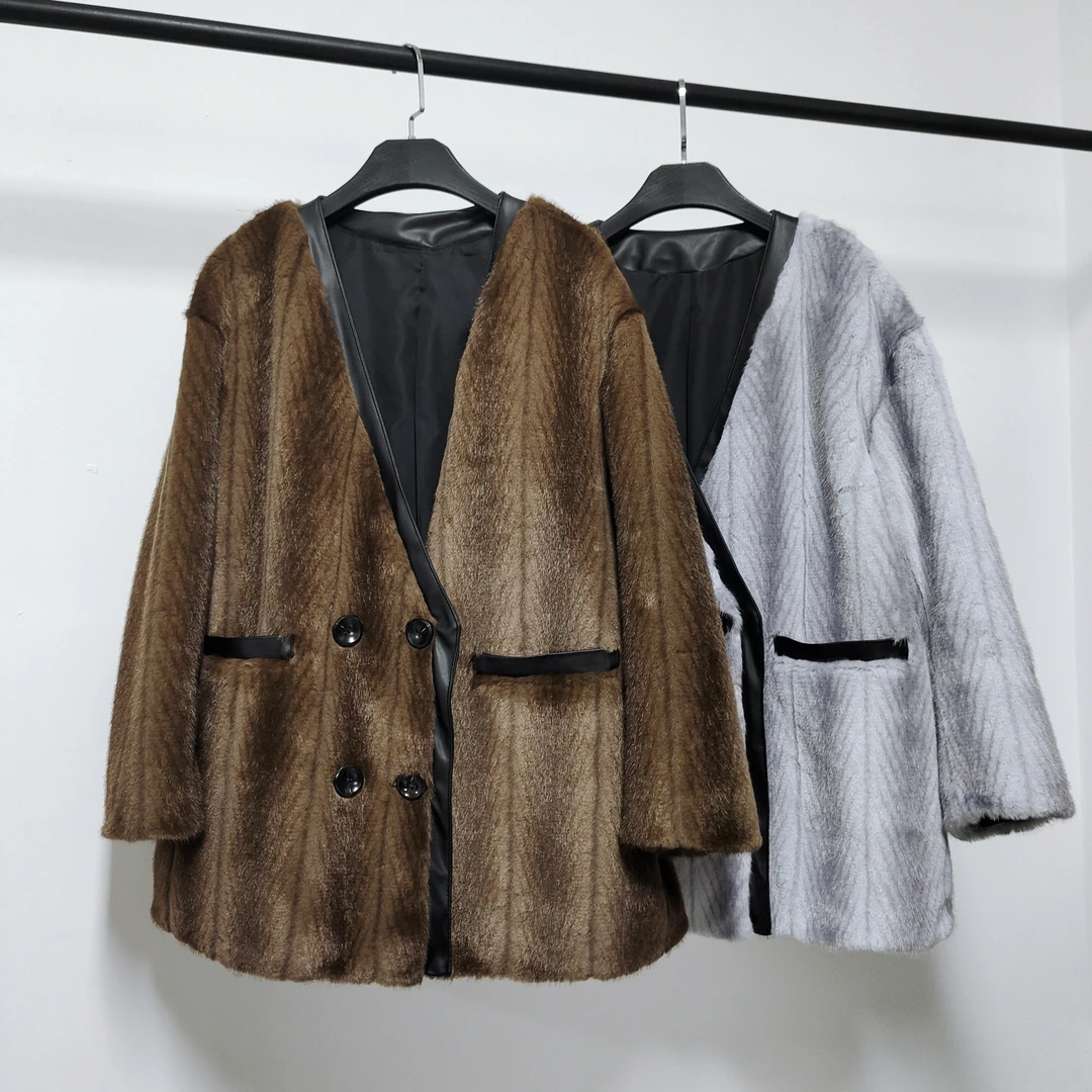 LEDS 1450 新款设计师定制款皮边V领四粒扣草草外套女款