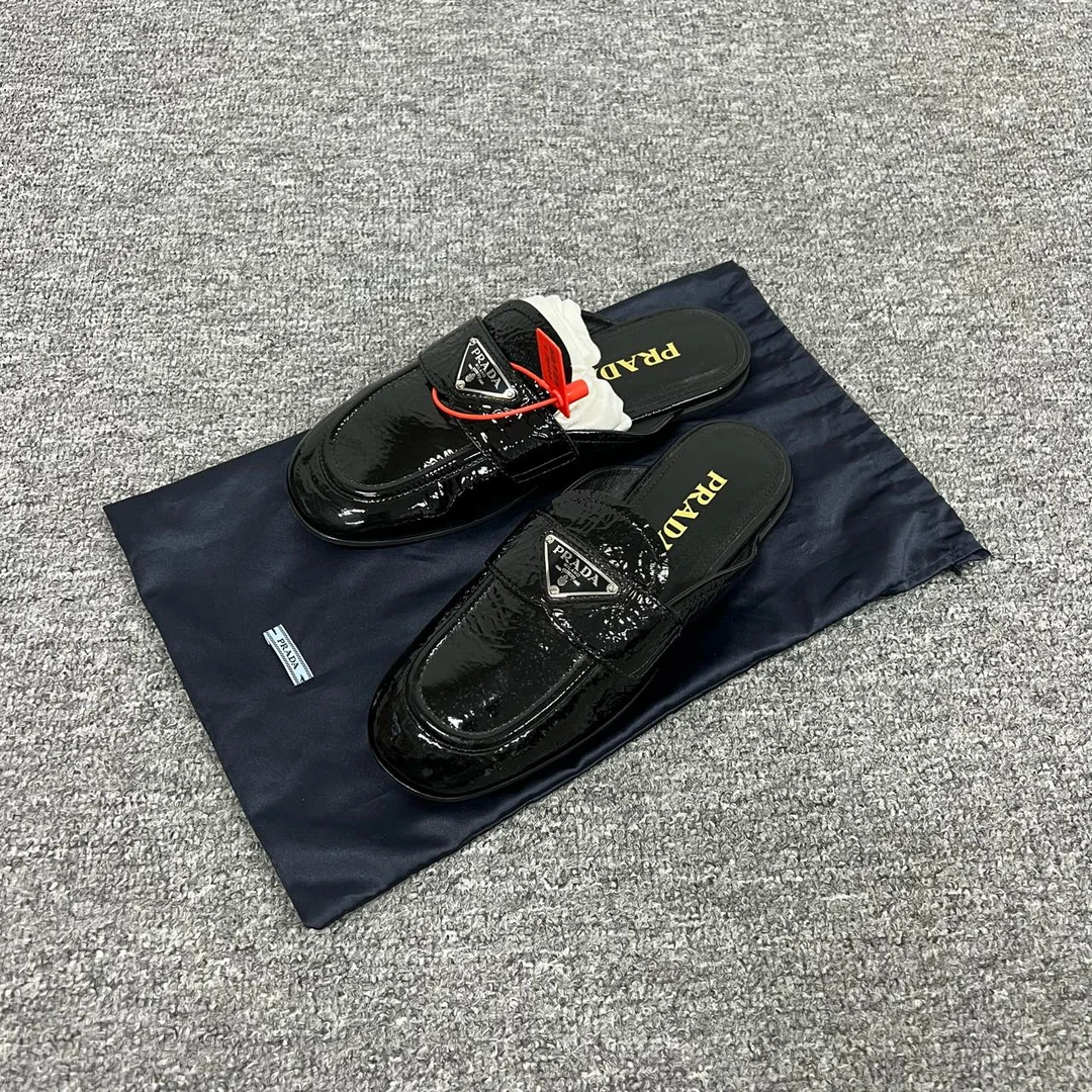 全新 Prada 普拉达 三角标 穆勒鞋半拖 37码