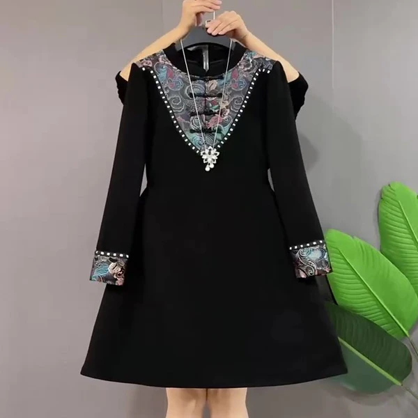 2024新中式大码女装连衣裙拼接复古盘口中长款胖妹妹200斤长袖