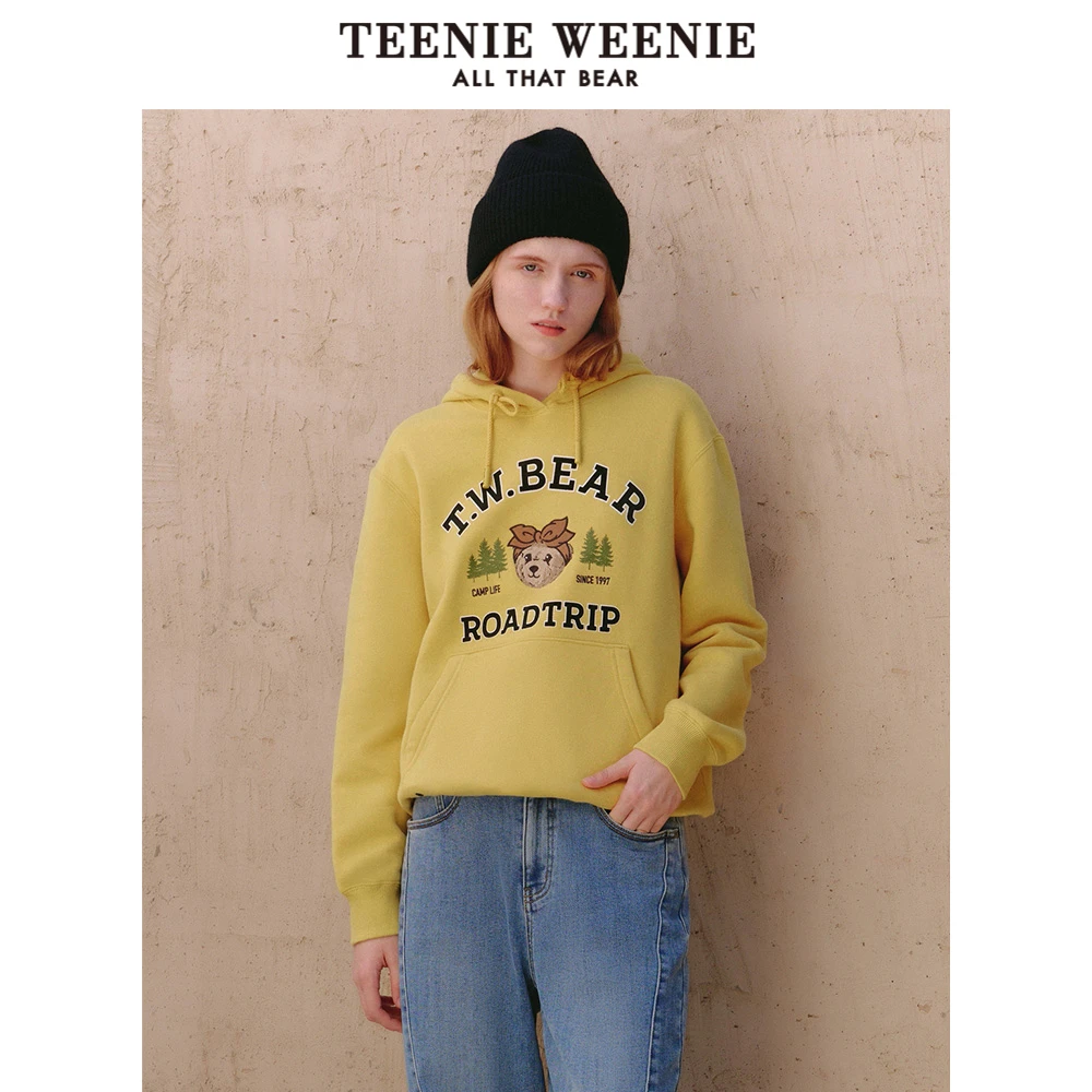 TeenieWeenie小熊2023年秋冬简洁连帽套头卫衣加绒女TTMW234T02T